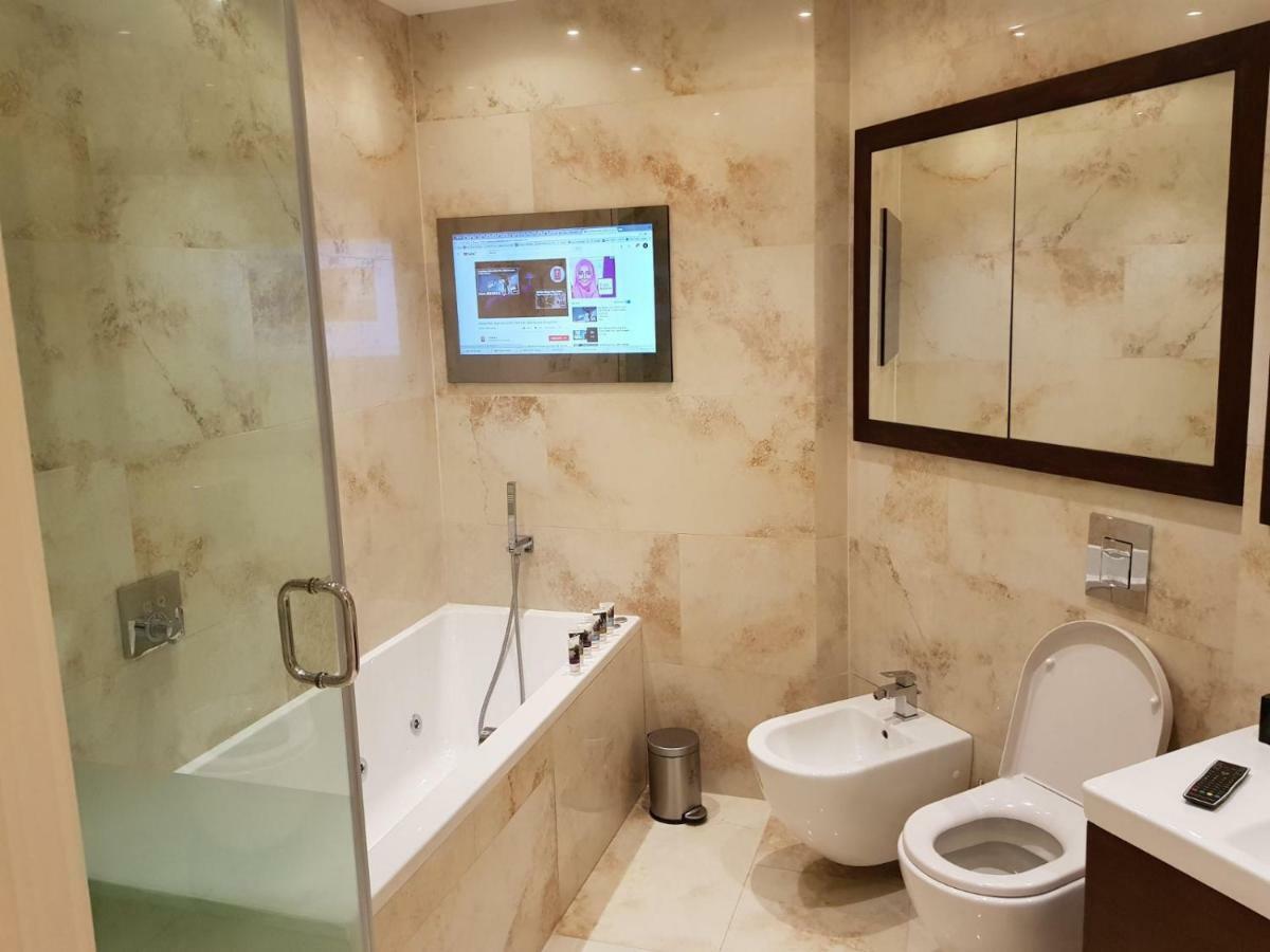 Heart Of Knightsbridge - Stunning Air Conditioned Apartment - 1 Minute Walk From Harrods Лондон Екстер'єр фото